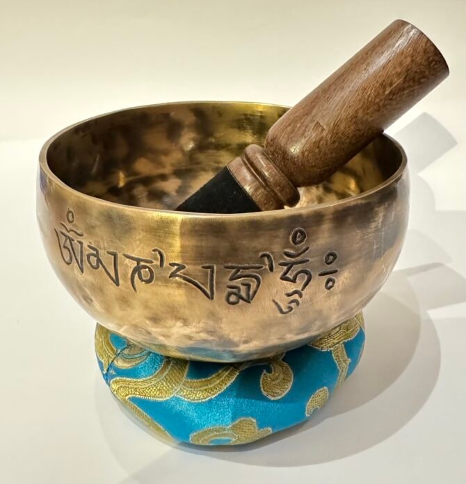 Tibetan Meditation  Full Moon Bowl handmade. wait 495gm