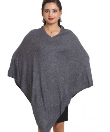 CASHMERE PONCHO100% Handmade Nepalese 🇳🇵 Cashmere 🐐  Dimensions: L 98cm W 88cm