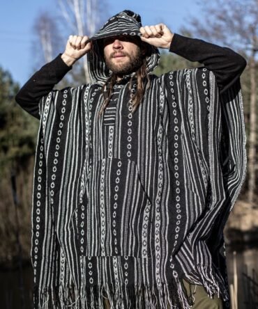 Boho Mexican Gheri Poncho  handmade Nepal