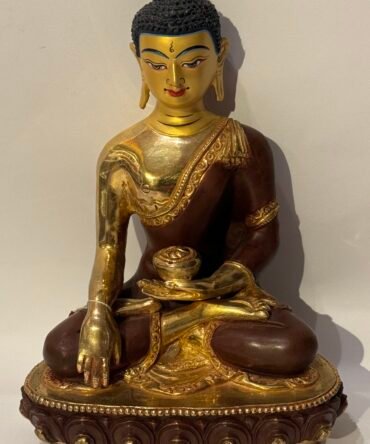 Shakyamuni Buddha Statue 6 inches gold plated