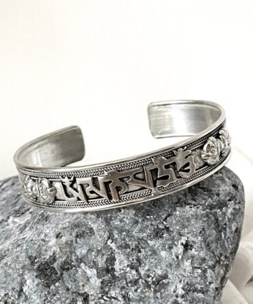 Tibetan Mantra Bracelet