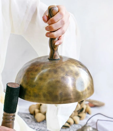 Handmade Singingbowl with Handle